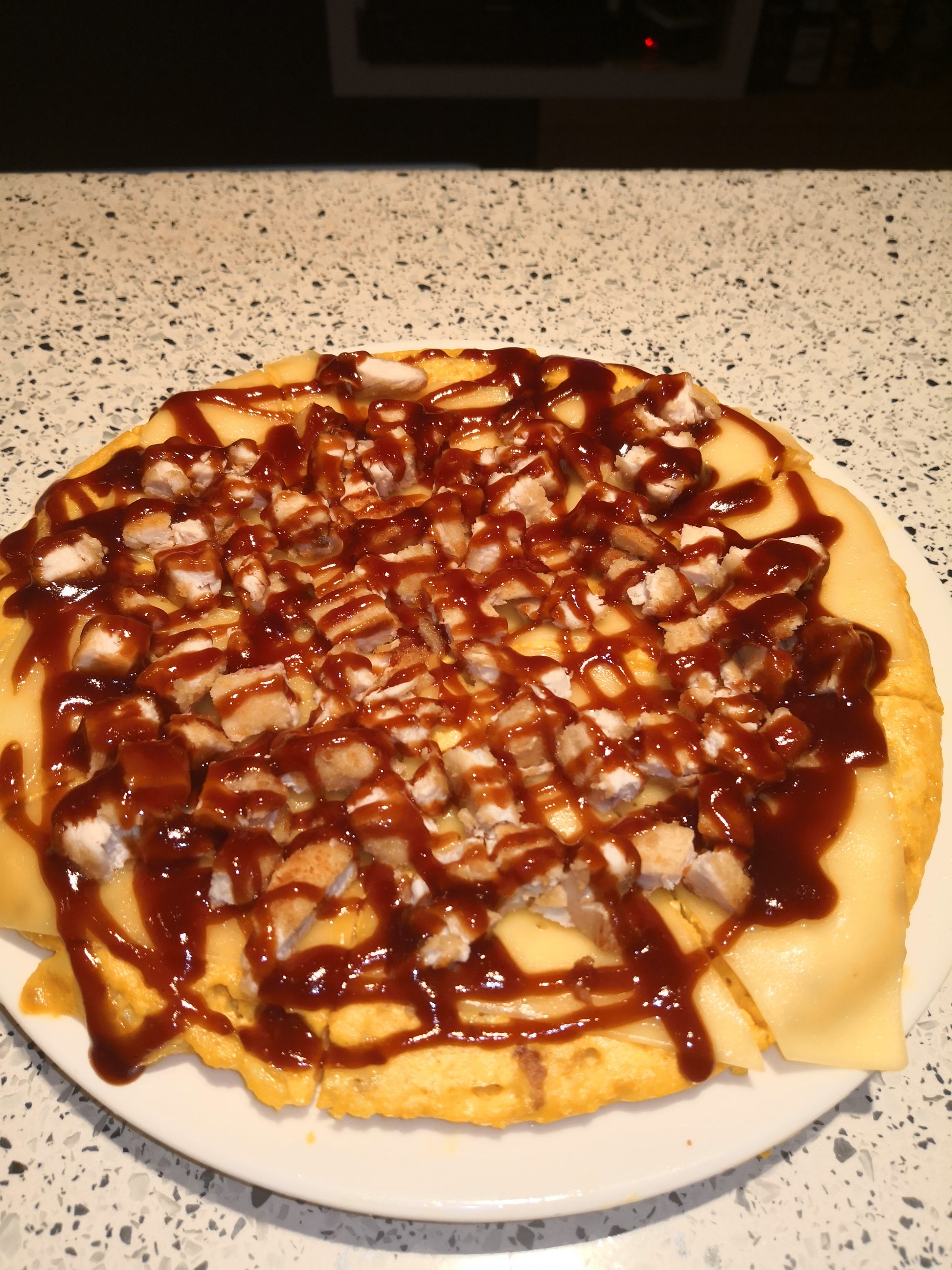La Brutal – Tortilla de patata con cheddar y beicon crujiente | Café H2O